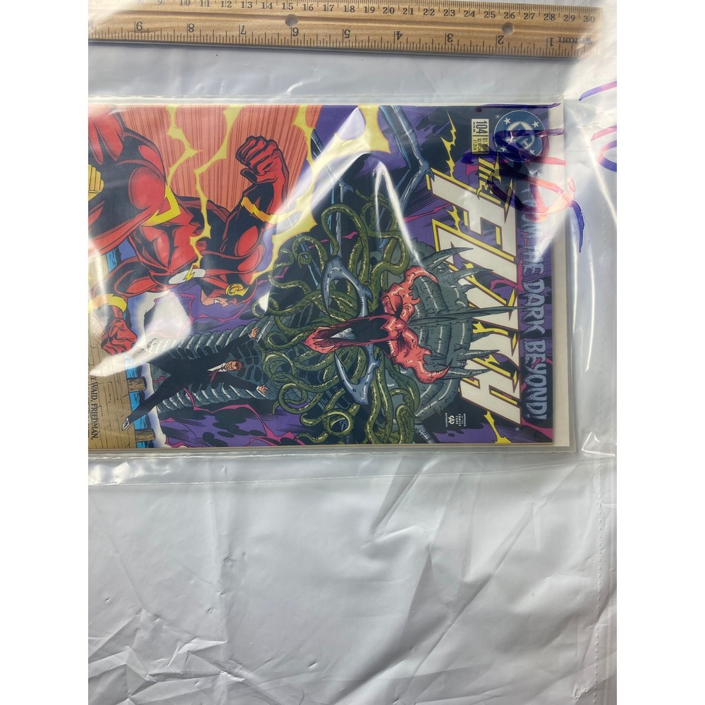 The Flash "On The Dark Beyond!" Comic Book Issue 104‎ DC Comics 1995